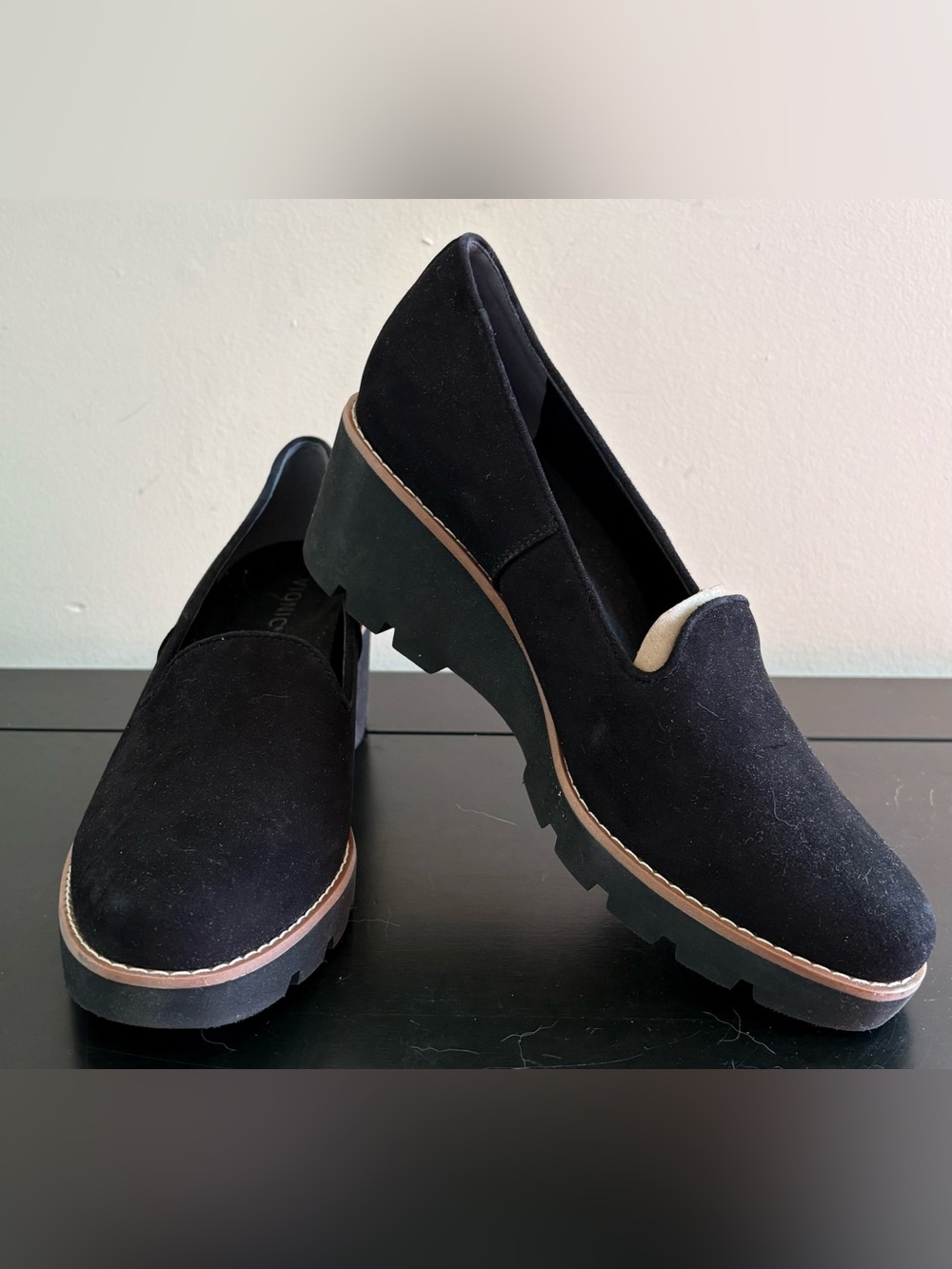 Vionic Willa Wedge Black Suede Loafers Water Resistant Womens Size 9.5 NEW